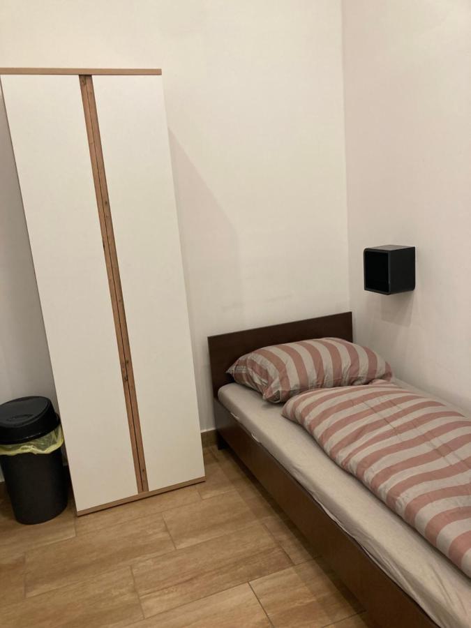 Roland Downtown - Keleti Apartment Budapest